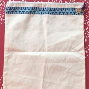 Cinch bag, like new!!!